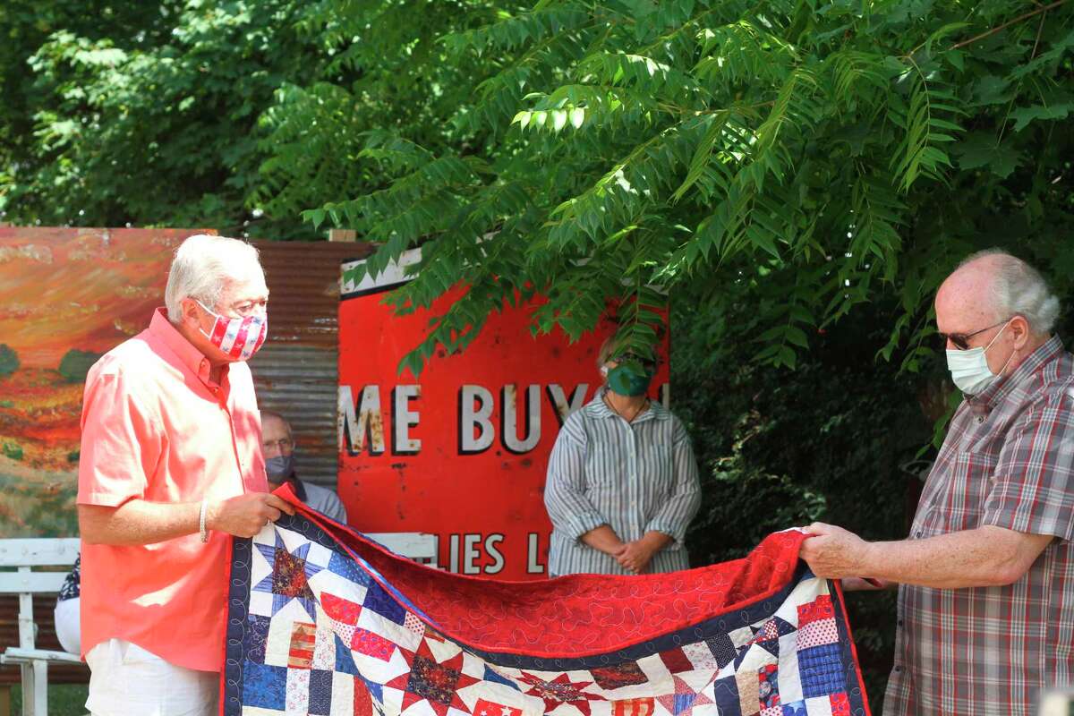 Onekama man awarded quilt in honor of 27 years service
