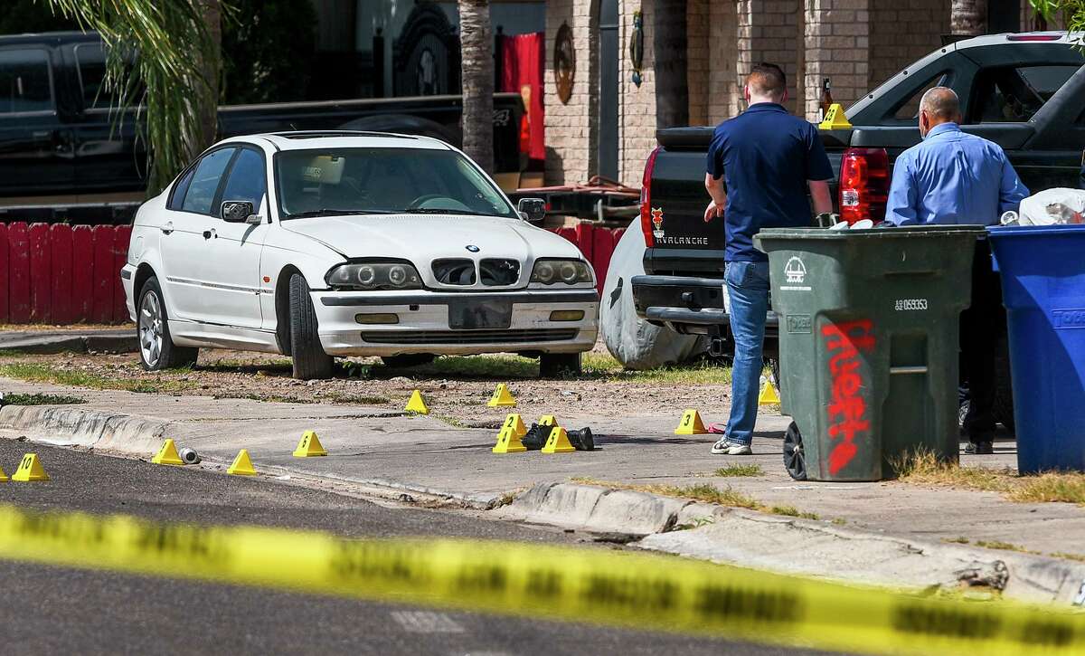 Suspect in triple shooting in west Laredo remains behind bars