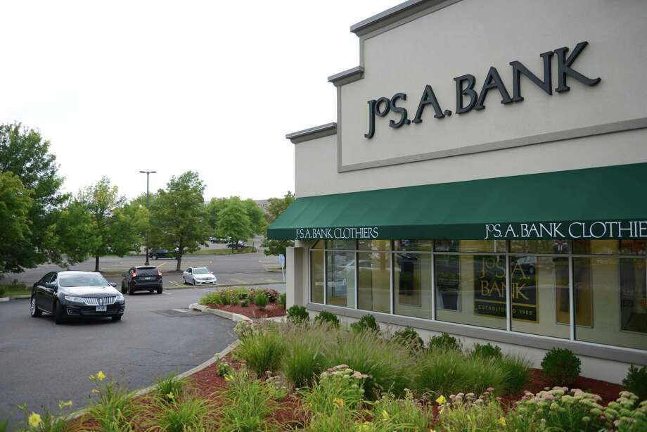 A file photo of a Jos. A. Bank location in Danbury, Conn. Photo: Tyler Sizemore / Tyler Sizemore / The News-Times