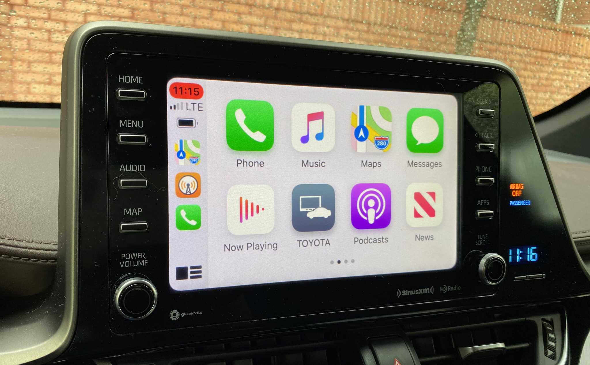 Wireless Apple CarPlay adapter is cool once you get it working