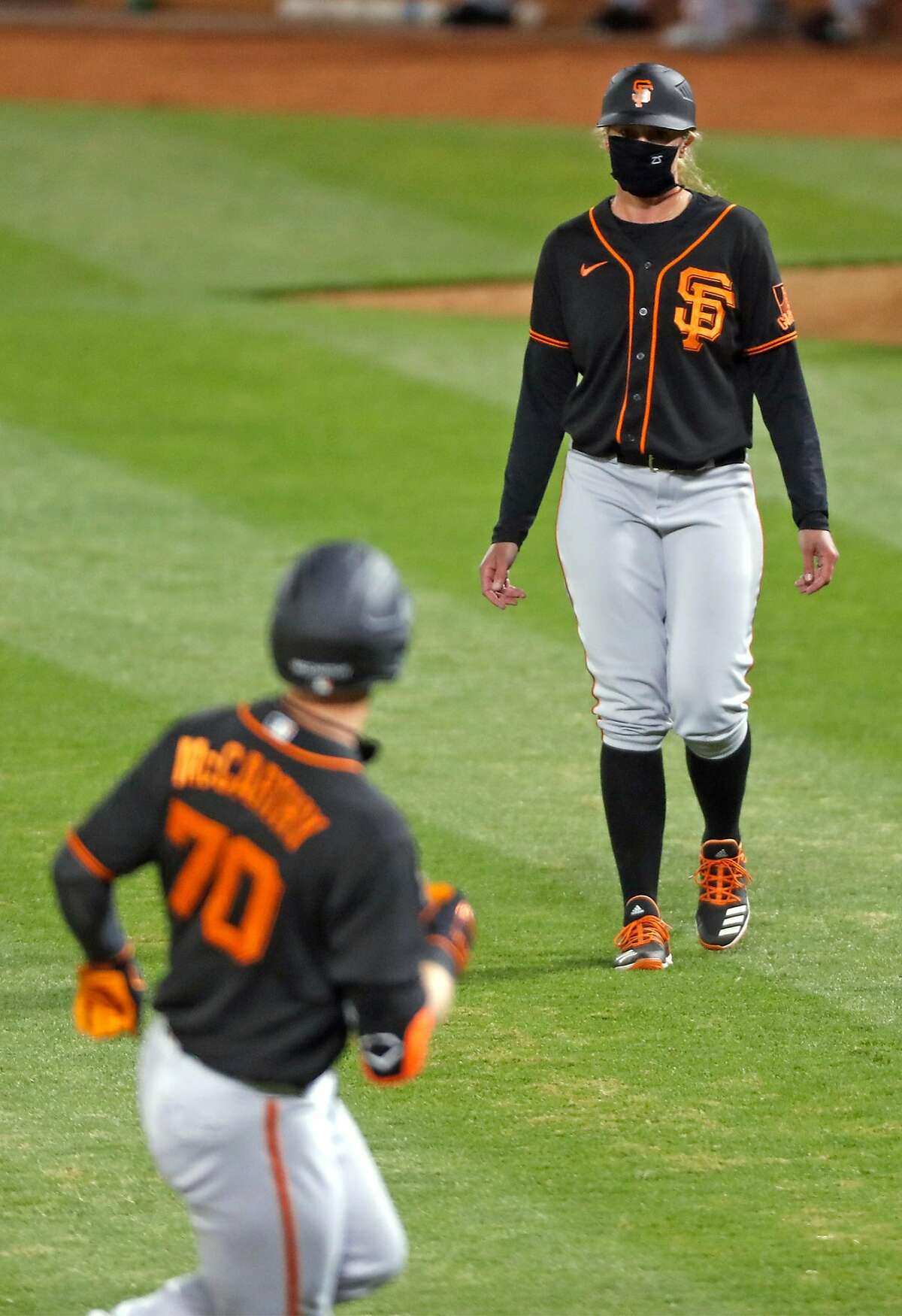 First female coach earns start in Giants’ final tuneup before season