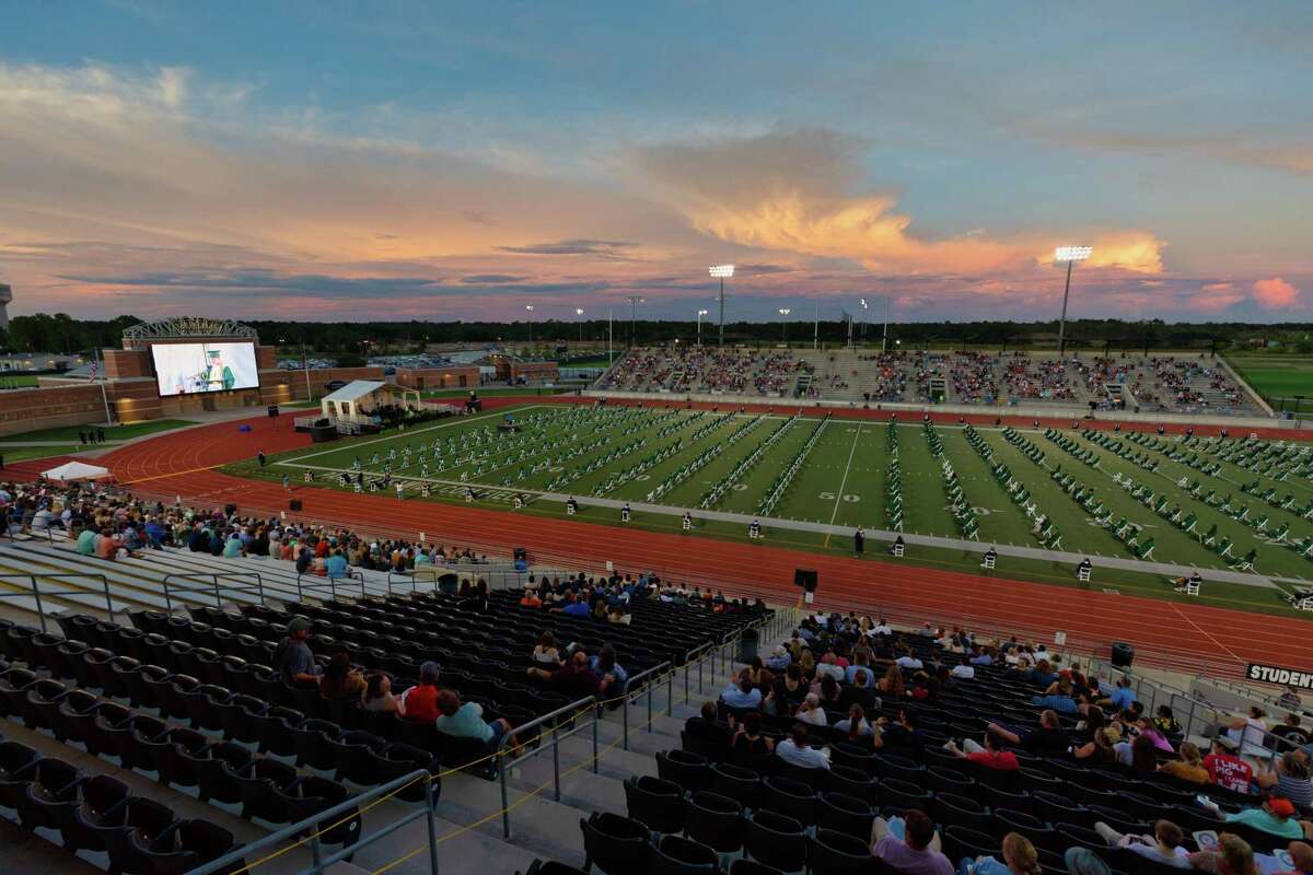 KPark graduation highlights high expectations for talented seniors