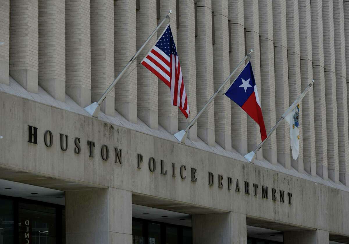 The Houston Police Department headquarters at 1200 Travis St. is seen Wednesday, June 24, 2015, in Houston. ( Jon Shapley / Houston Chronicle )