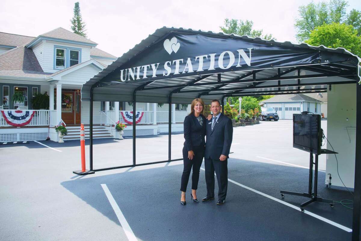 Ballston Lake funeral home offers drivethrough wakes