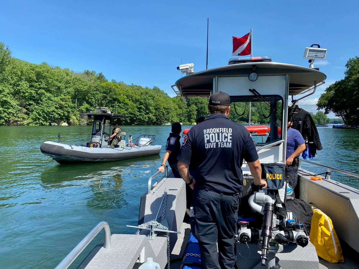 Brookfield first responders recover sunken boat