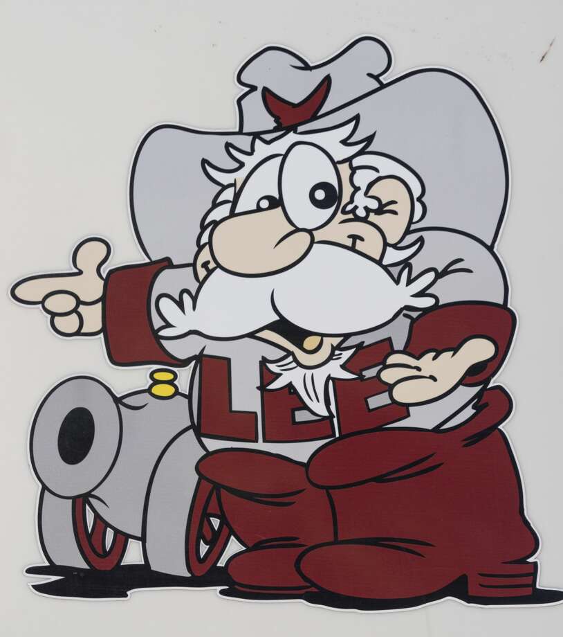 Citizens' Renaming Committee discusses Lee's mascots, colors Midland