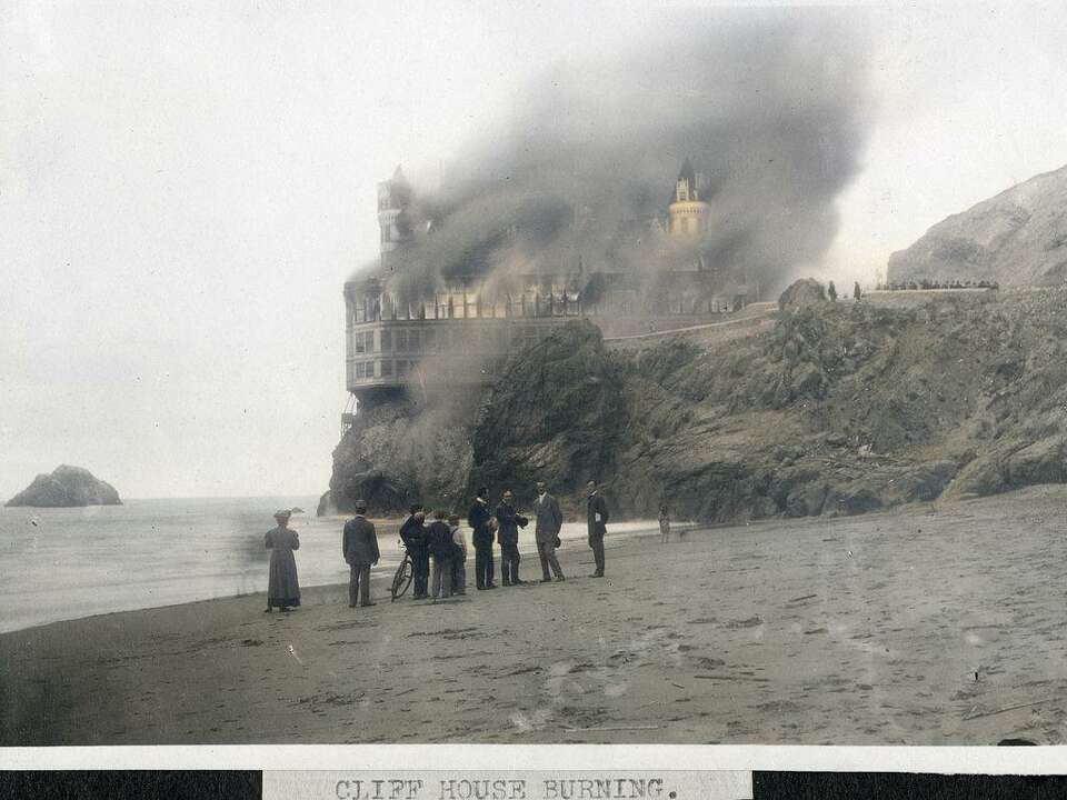 Here's the fiery, doomed history of San Francisco's Cliff House