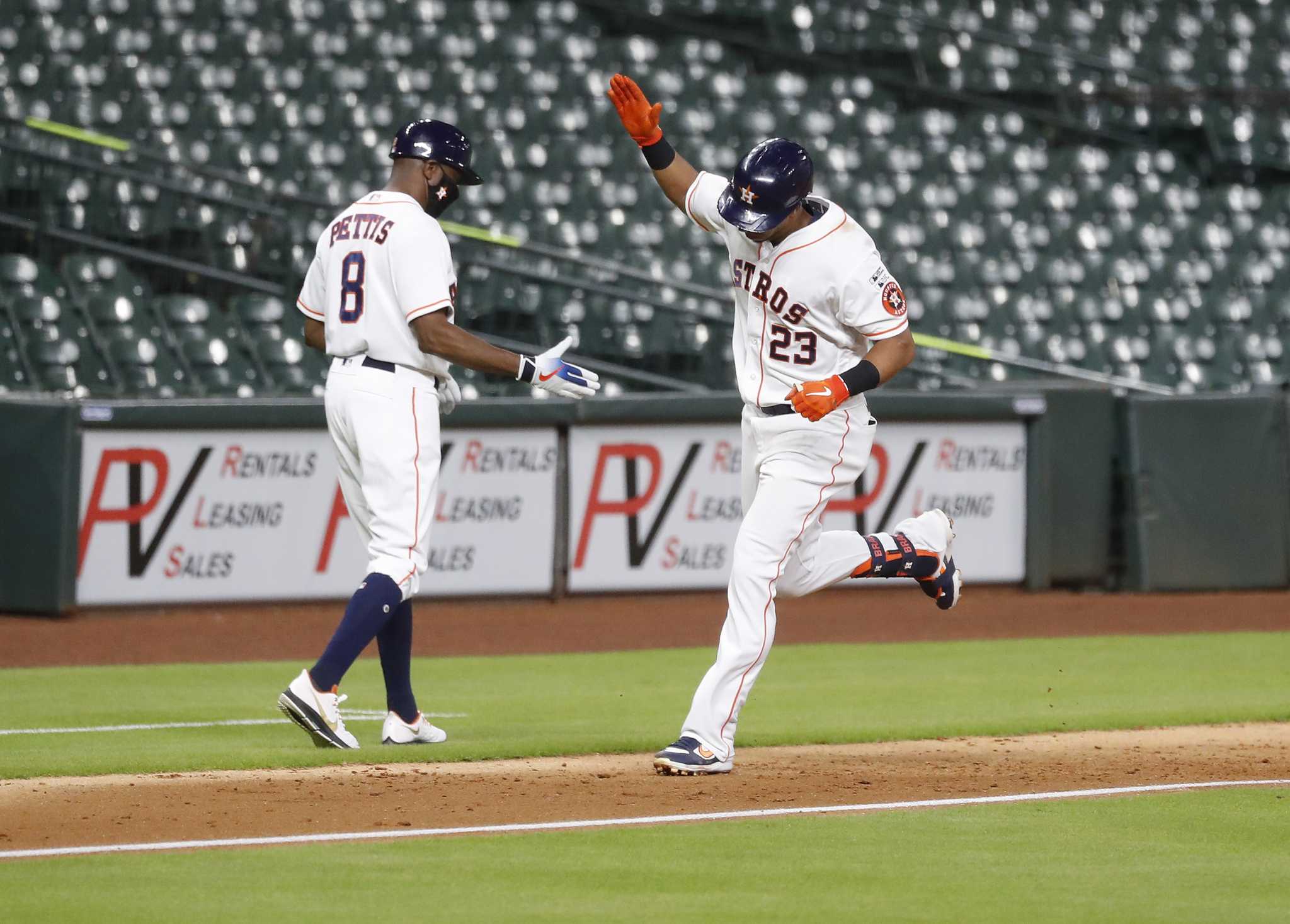 Michael Brantley returns to Astros lineup as DH