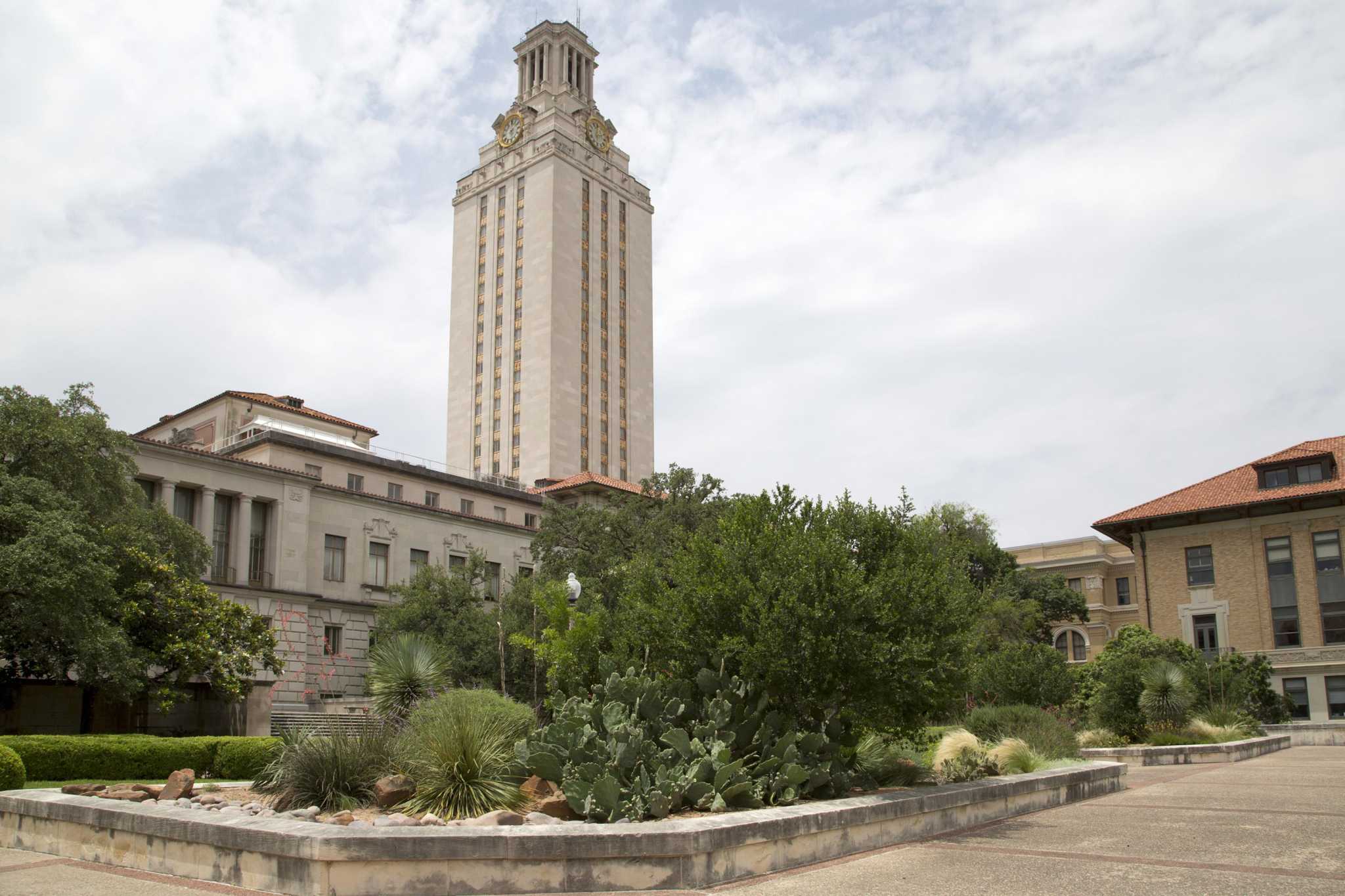 UT-Austin students, faculty call on board to cancel in-person classes