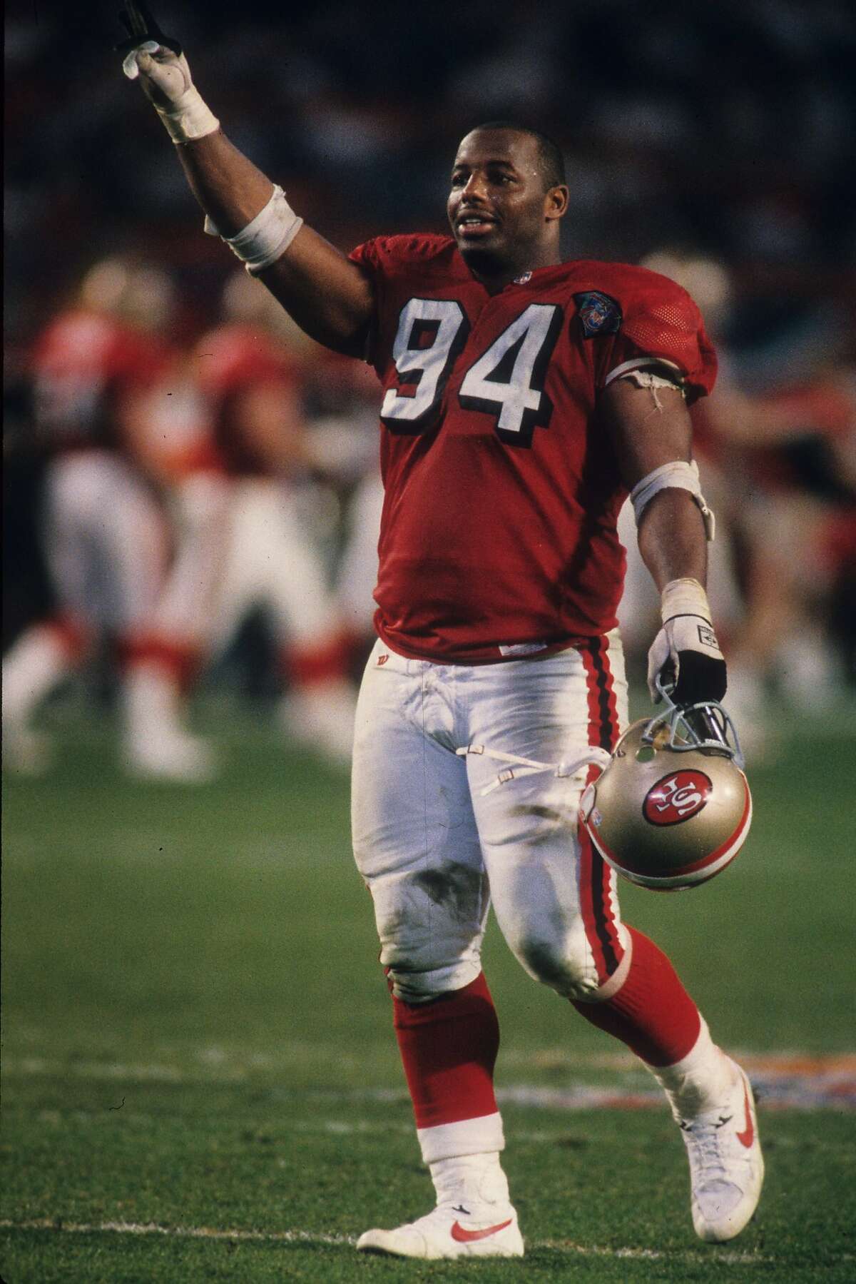 San Francisco, California, USA. 4th Nov, 2001. San Francisco 49ers  defensive tackle Dana Stubblefield (94) celebrates sack on Sunday, November  4, 2001, in San Francisco, California. The 49ers defeated the Lions 21-13.