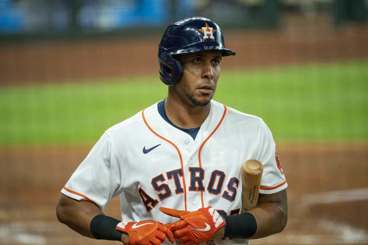 Michael Brantley returns to Astros lineup as DH