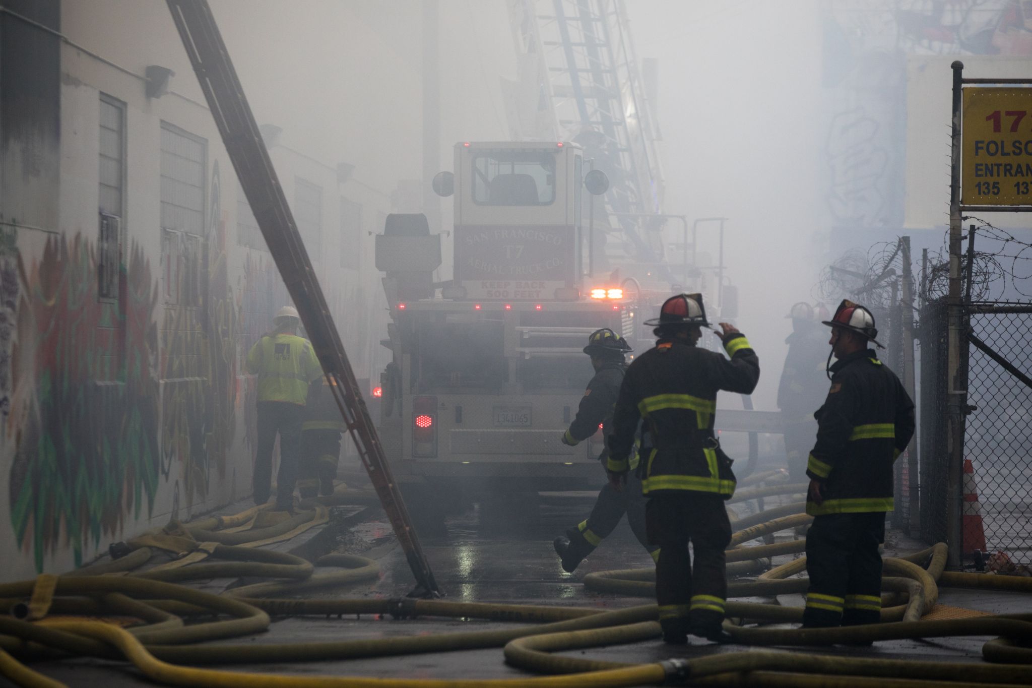 Oakland air quality reaches 'unhealthy' levels after SF blaze