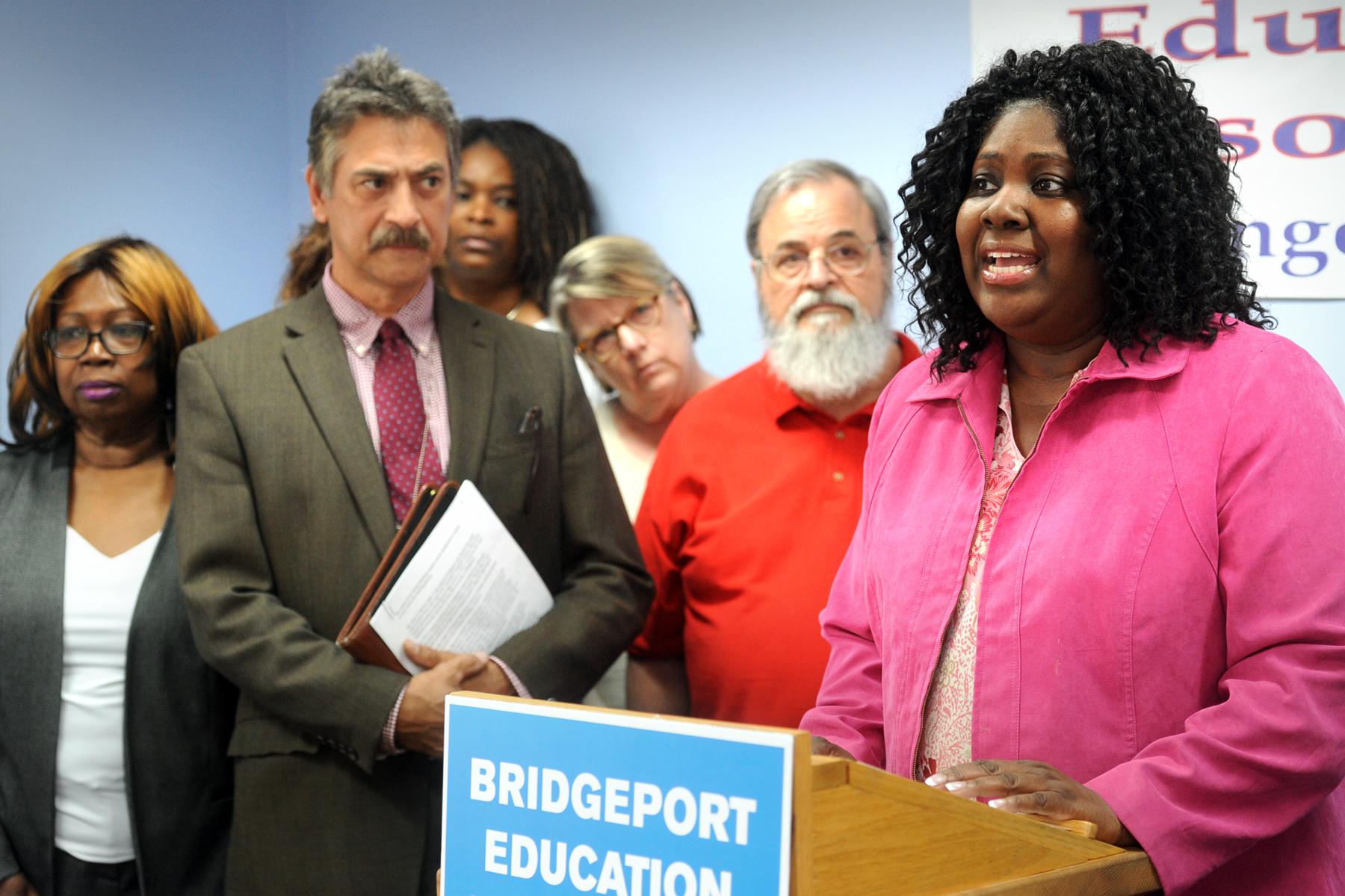 Bridgeport schools, teachers reach tentative deal for 4-year contract