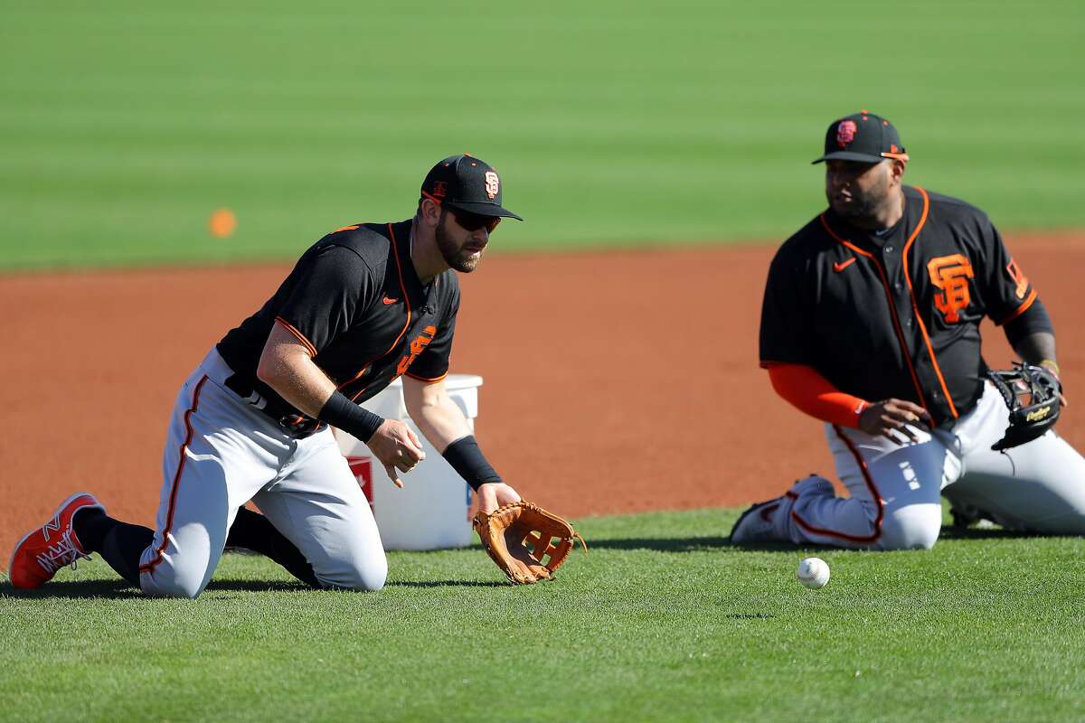 Giants' Buster Posey wins Lou Gehrig Memorial Award for his 'giving  character