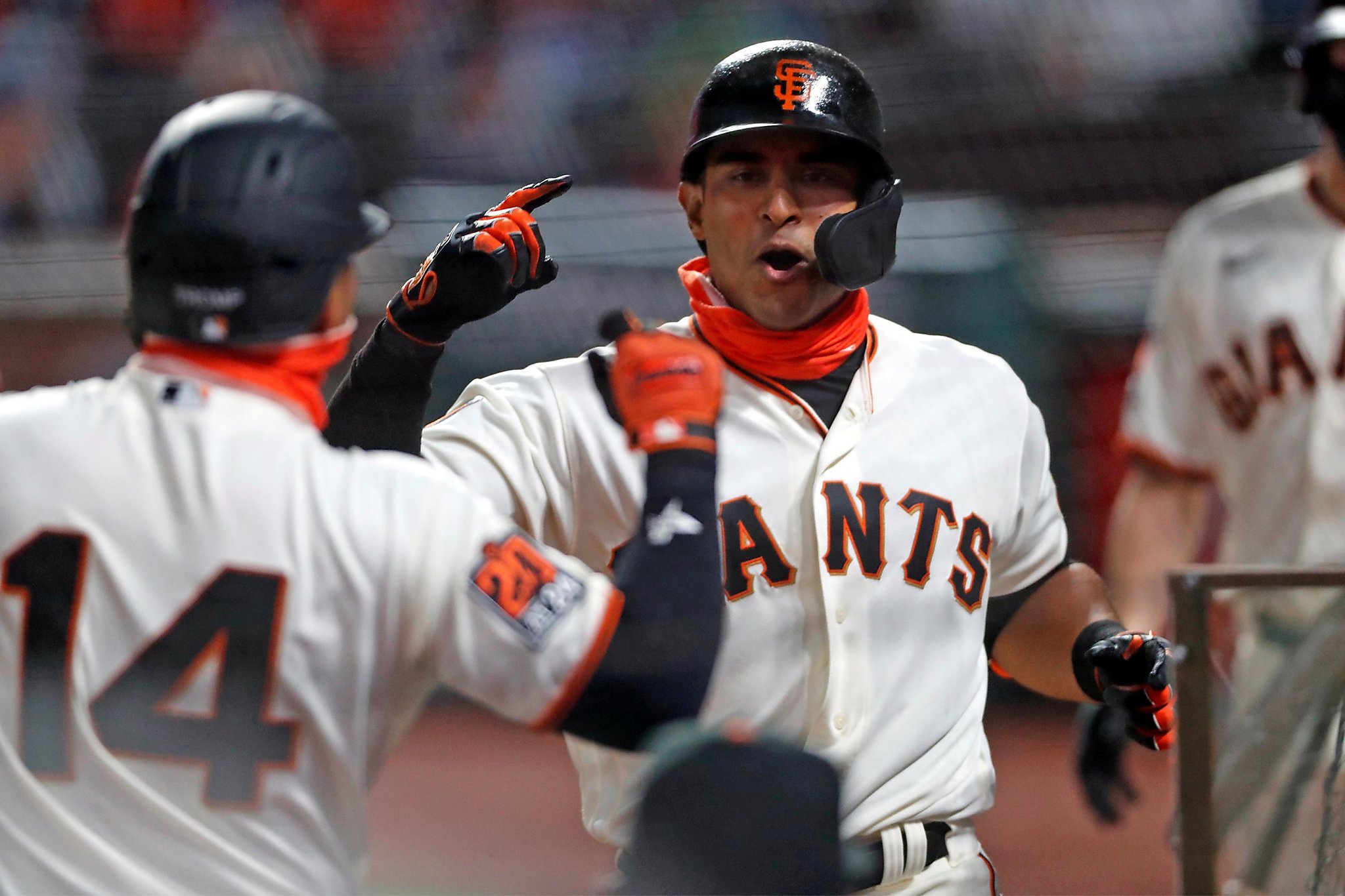 How Giants are handling Donovan Solano, who lost arbitration and faces deep  competition