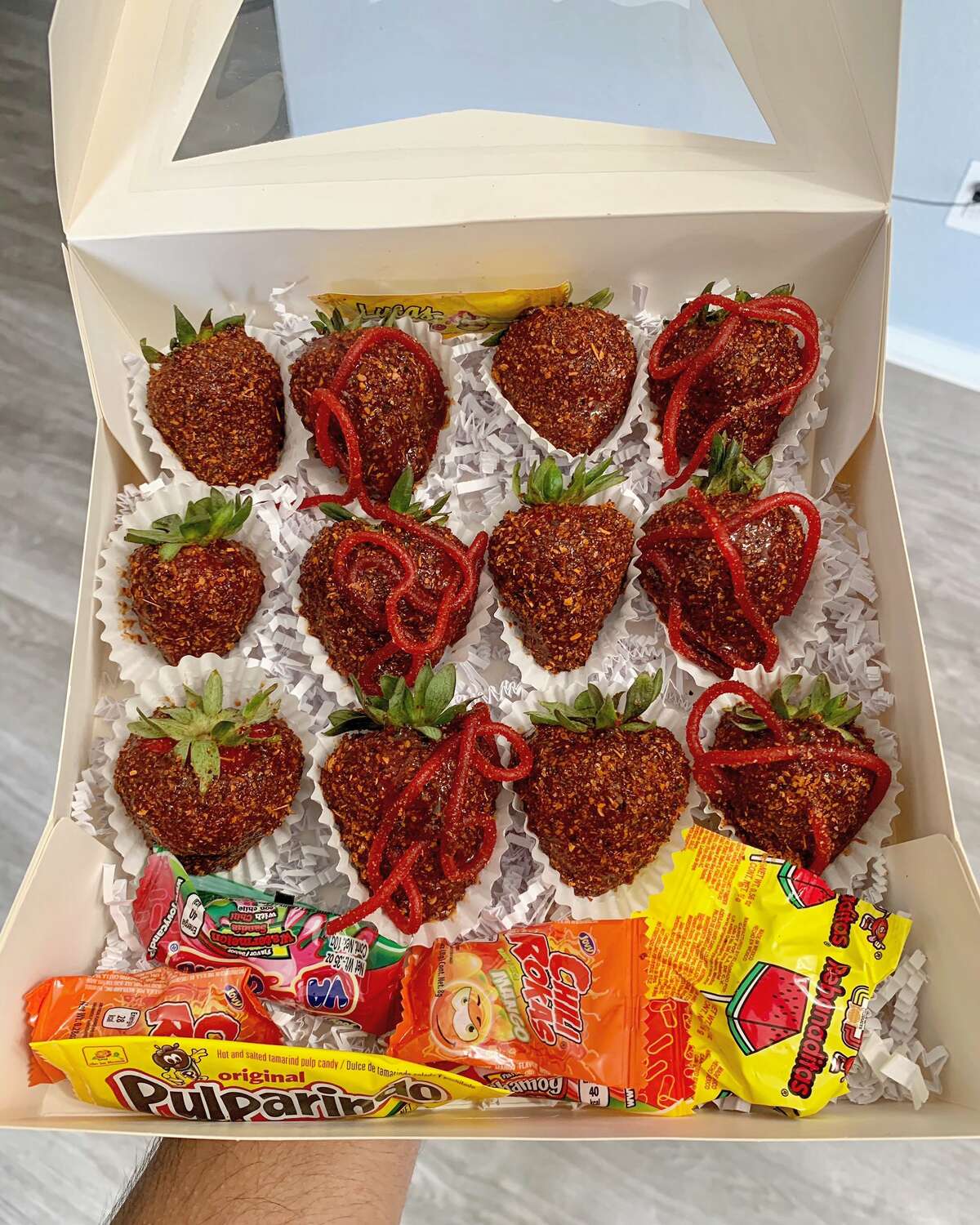 Holl's Chocolates Chocolate-Dipped Strawberries - Candace Lately