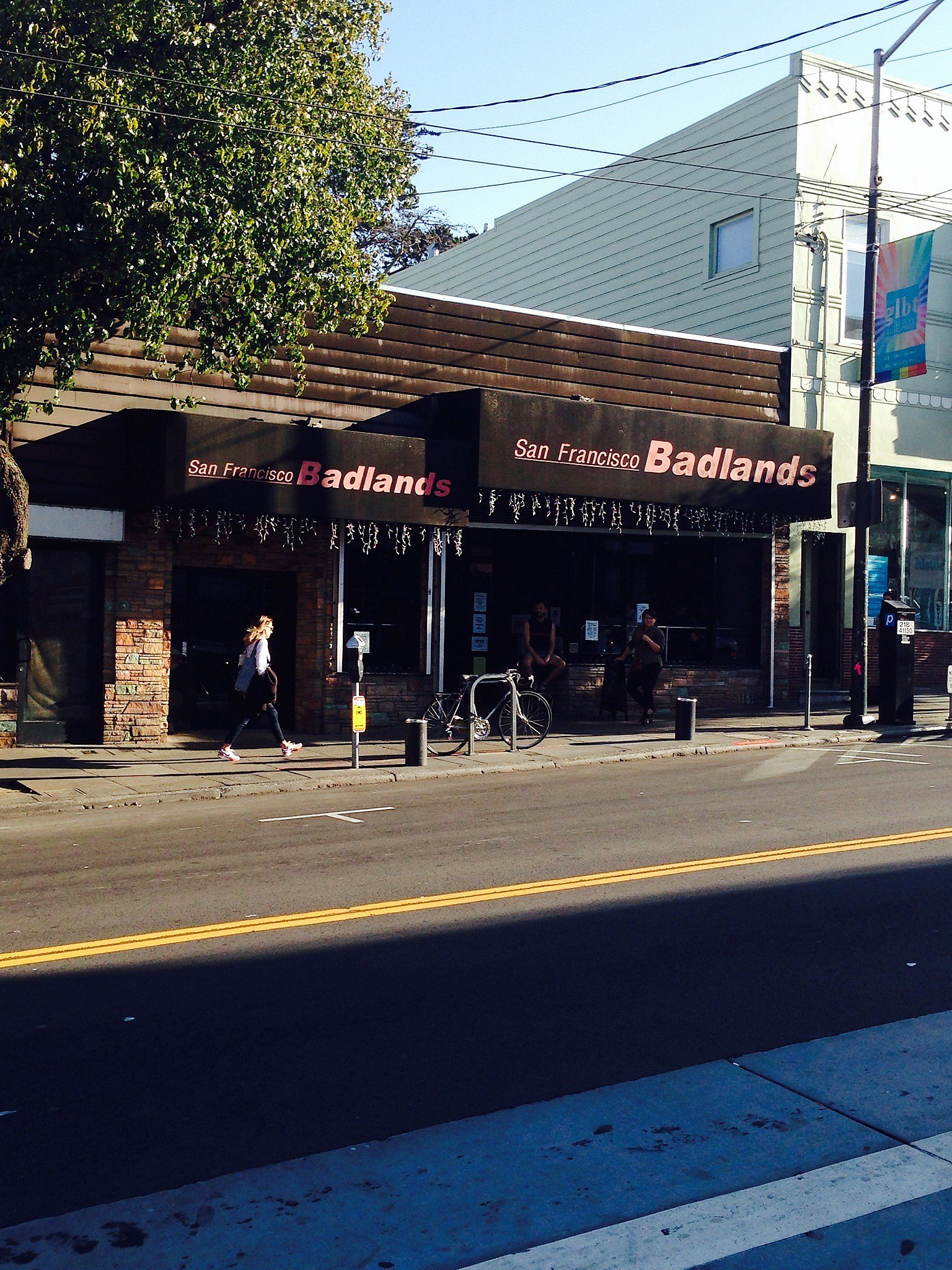 45-year-old Castro gay bar Badlands permanently closes