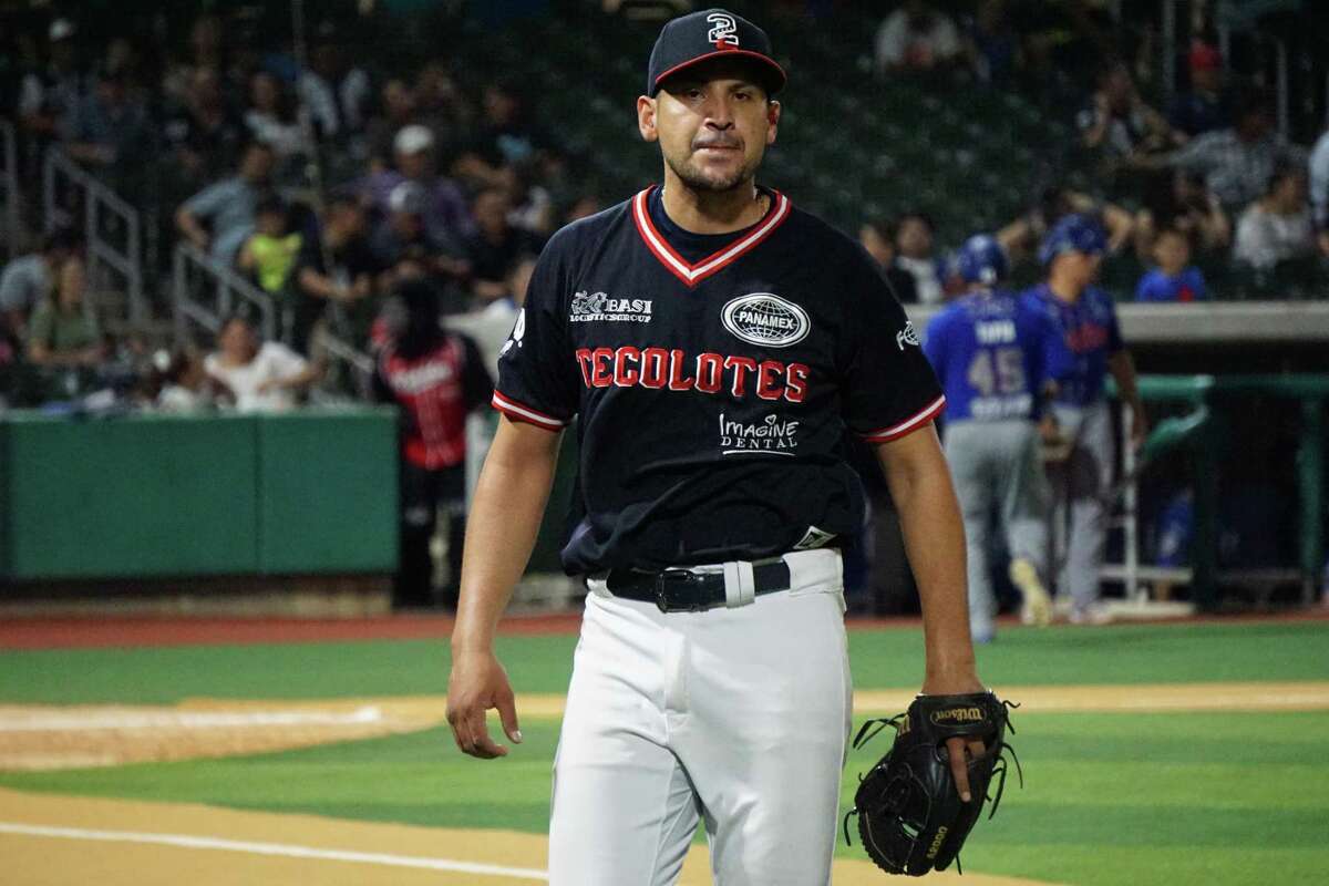 Tecolotes Dos Laredos pitcher Ivan Zavala has been involved in the textile industry since his childhood and started up his own clothing company during the COVID-19 pandemic.