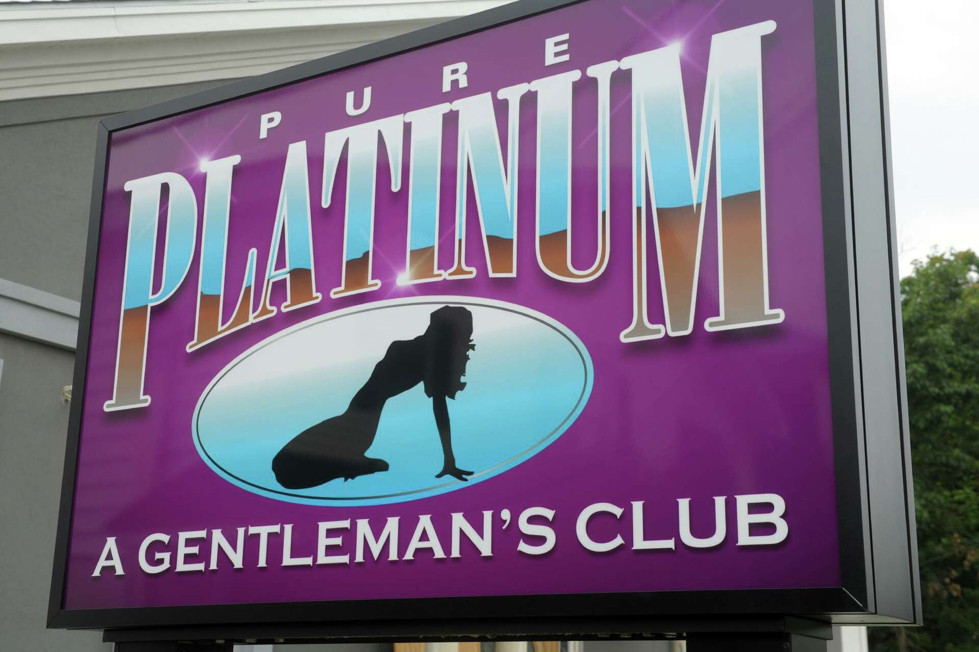 Stratford strip club looking to reopen soon