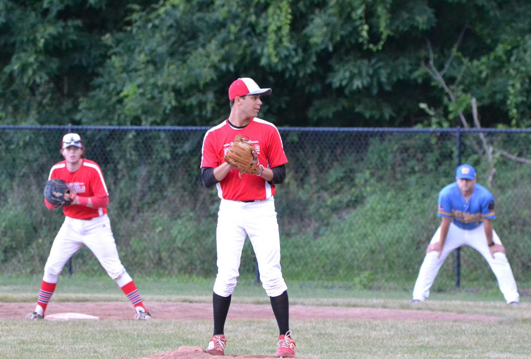 Fairfield unites former rivals on baseball field, earns No. 2 seed in tournament