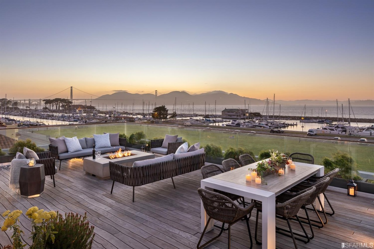 This 25M bayfront property is the most expensive Marina listing ever