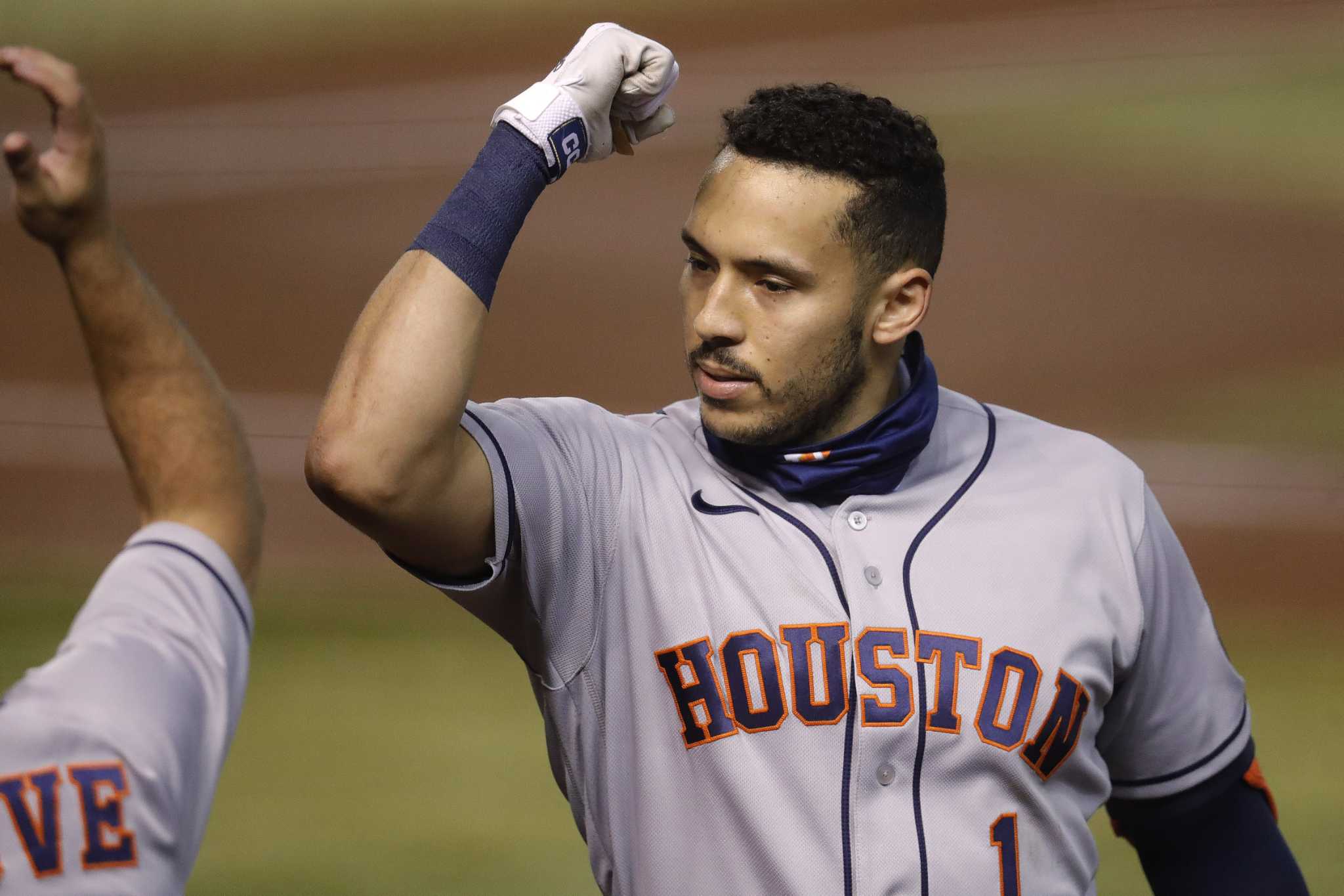Astros insider: For Carlos Correa, it's about discipline and feeling 'sexy