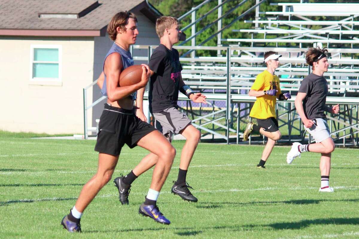 Frankfort holds annual football camp