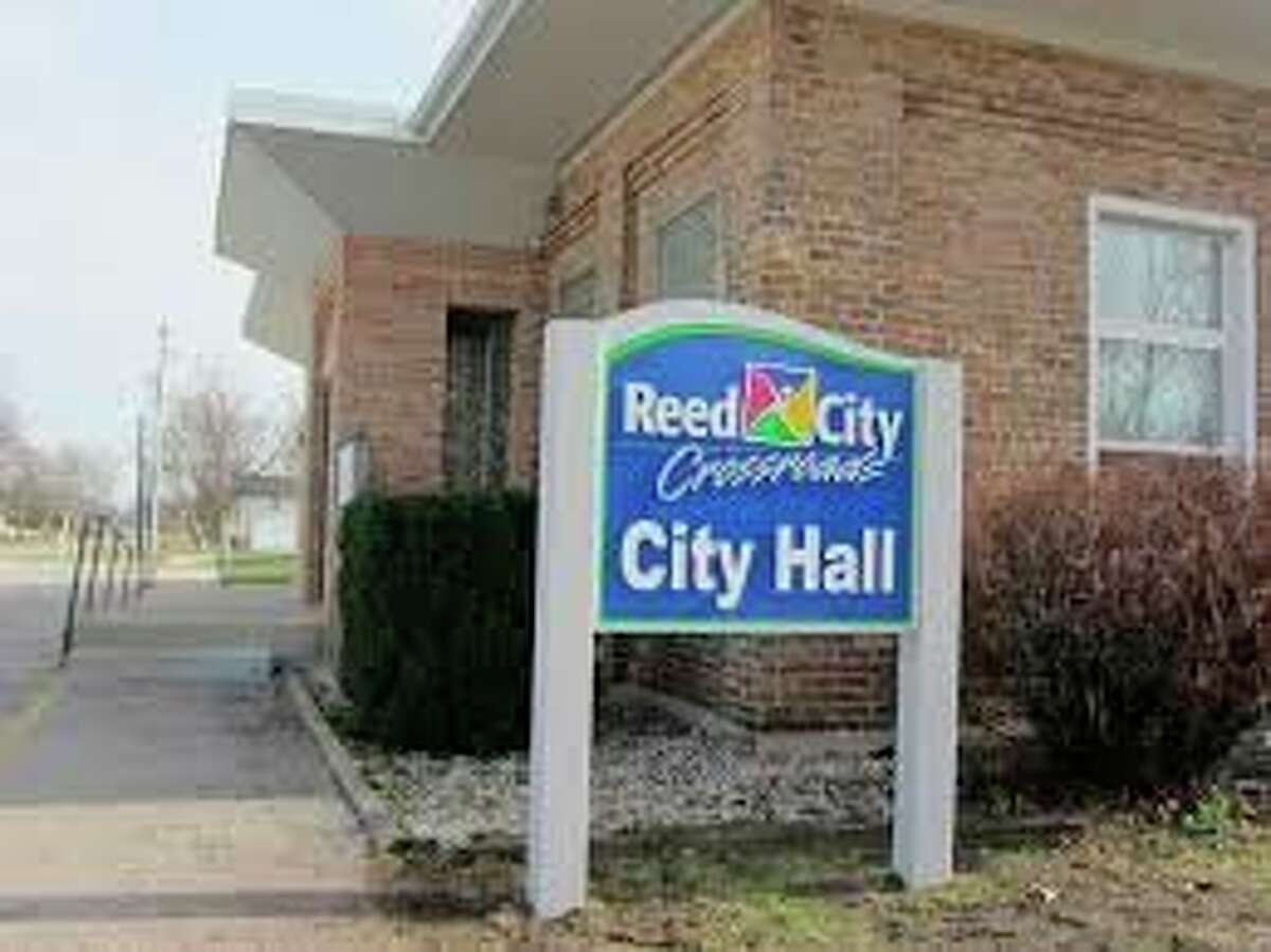 Reed City city hall has reopened to the public under a new safety plan which limits visitors and encourages residents to continue to use online bill pay and the drop box. (Herald Review file photo)