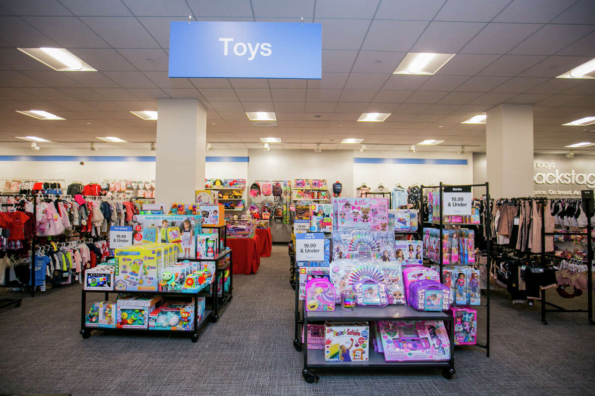 Macy's Backstage opening Saturday at Colonie Center