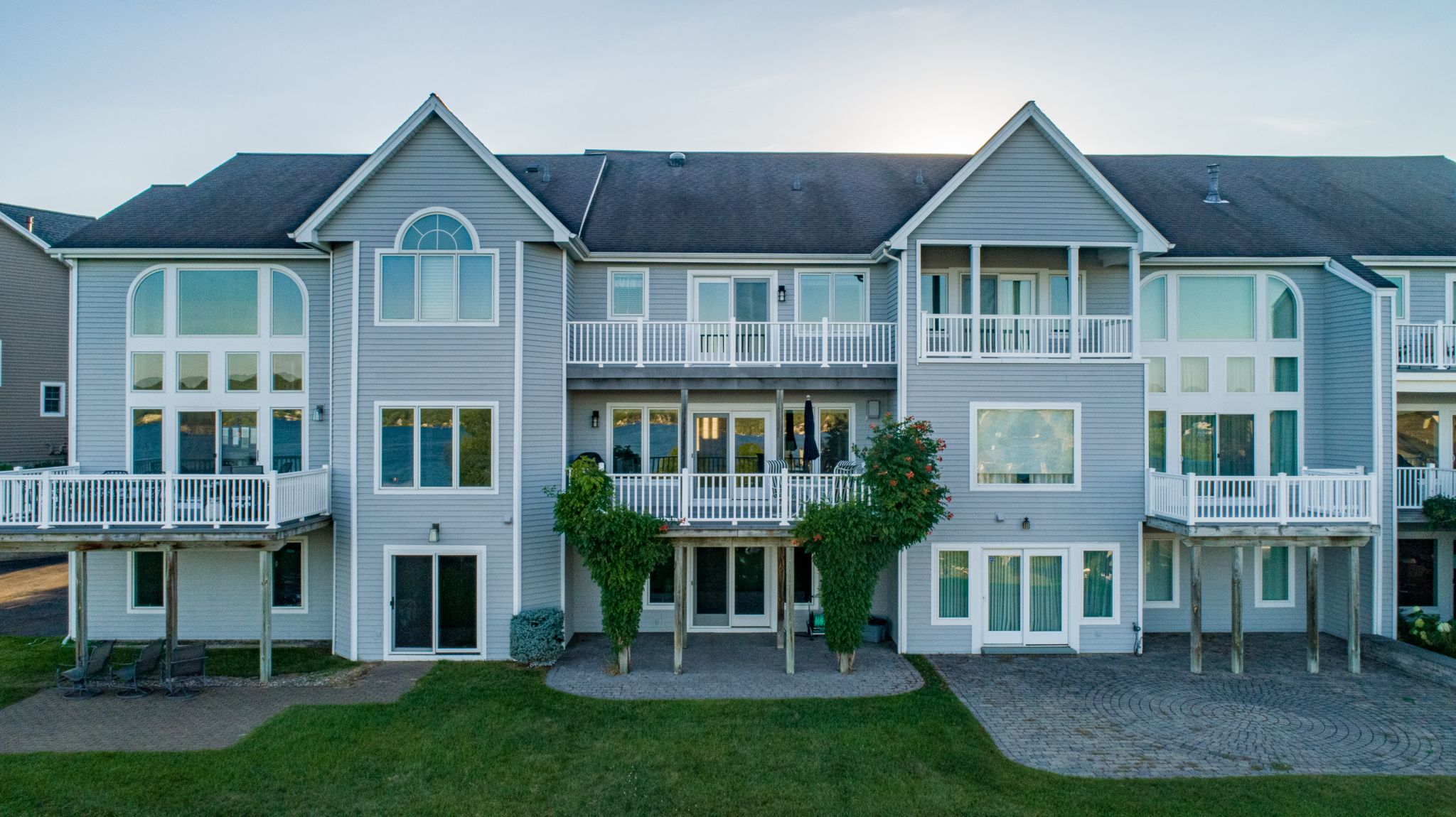 House of the Week Townhouse along Saratoga Lake