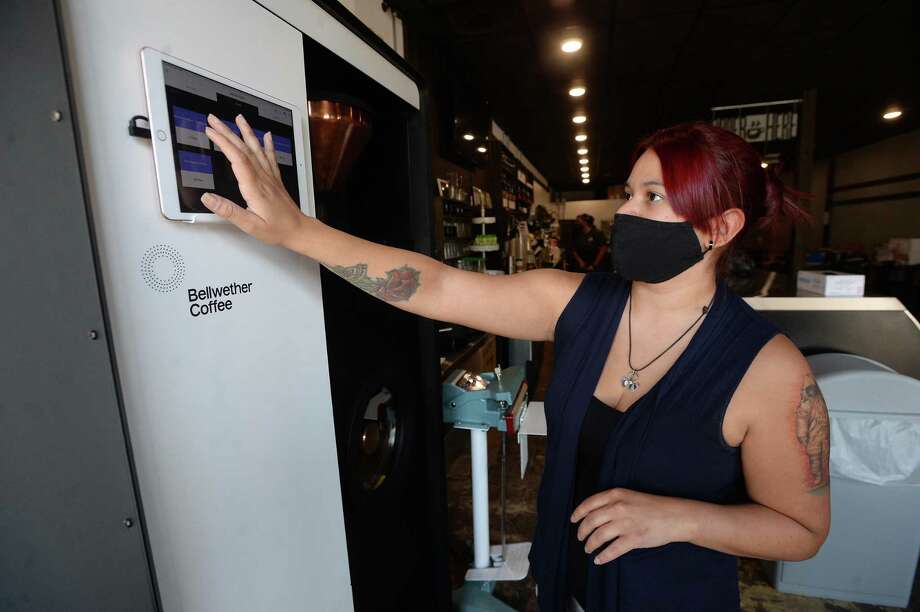 What S New The Avenue Develops Ways To Bring The Coffee Shop Home With You Connecticut Post