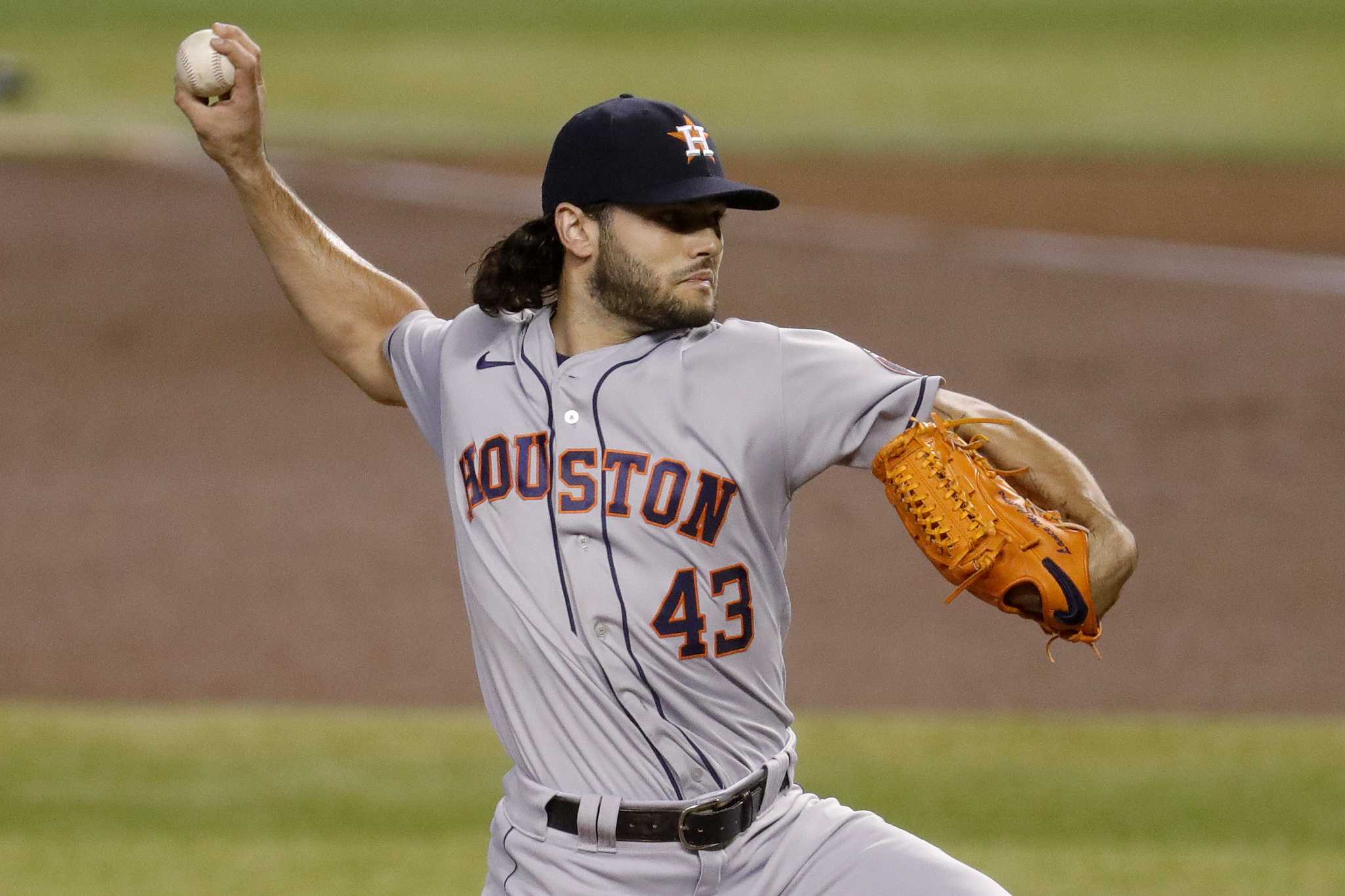 Lance McCullers hated Arizona opening its roof  a lot