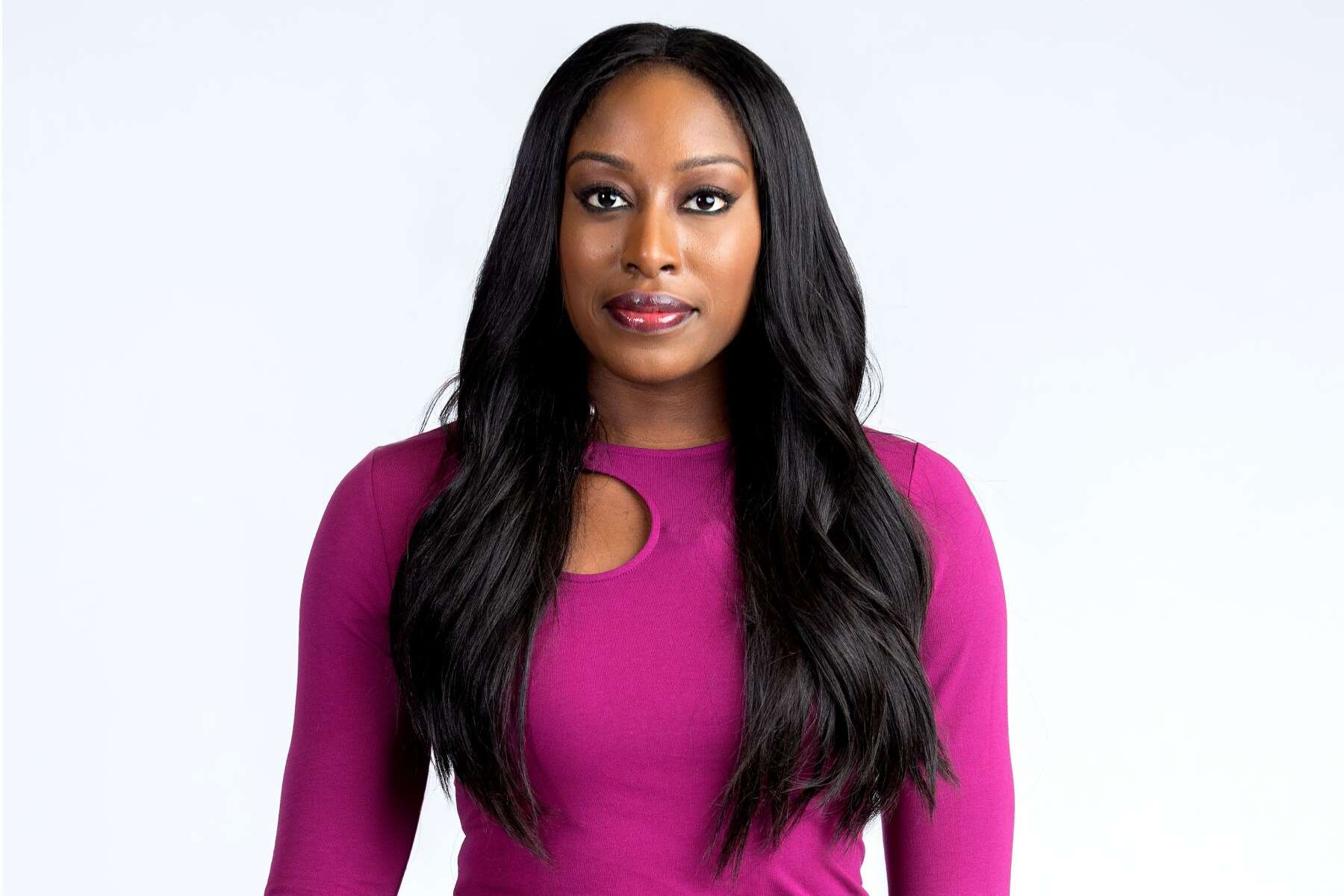 cypress-chiney-ogwumike-on-women-in-sports-media-juggling-a-new-radio-show-and-wnba-career