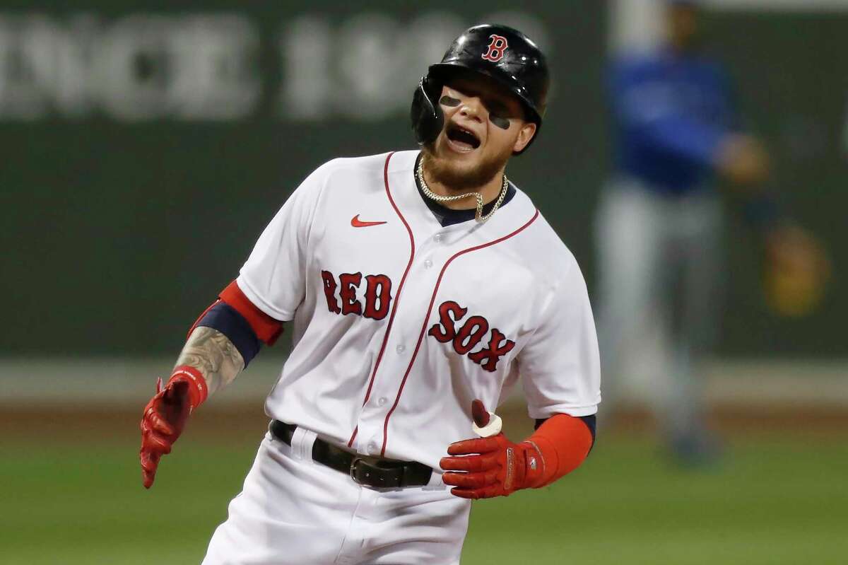 Verdugo, Red Sox hold off Blue Jays