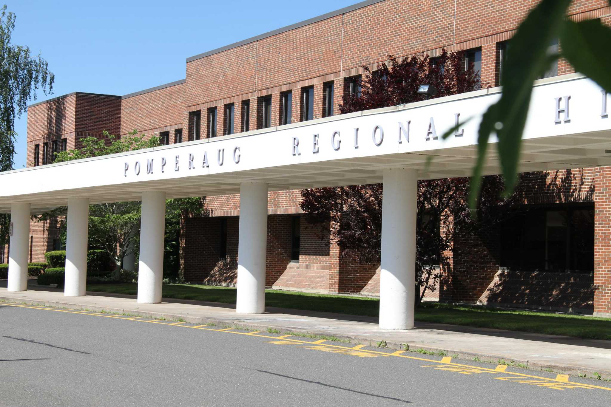 Southbury student brought BB gun to Pomperaug High School, police say