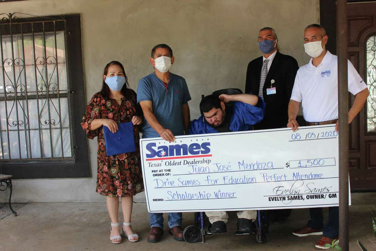 Representing Cigarroa High School as the Sames Drive 4 Education Scholarship recipient is Juan Jose Mendoza who was presented with a $1,500 scholarship at his home. Along with Mendoza and his parents is LISD Assistant Superintendent for Compliance and School Safety Oscar Perez and Sames General Manager Thomas Pina.