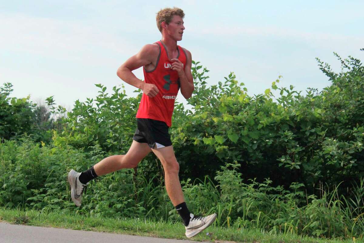 Ike Koscielski takes on the challenge of a hilly second leg. (Photo/Robert Myers)