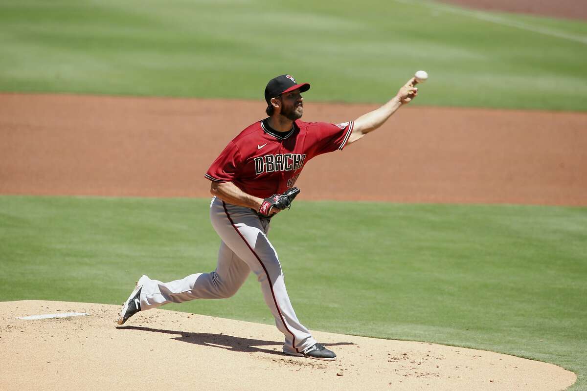 Madison Bumgarner's ex-Giants mates express surprise he roped steers as a  pro