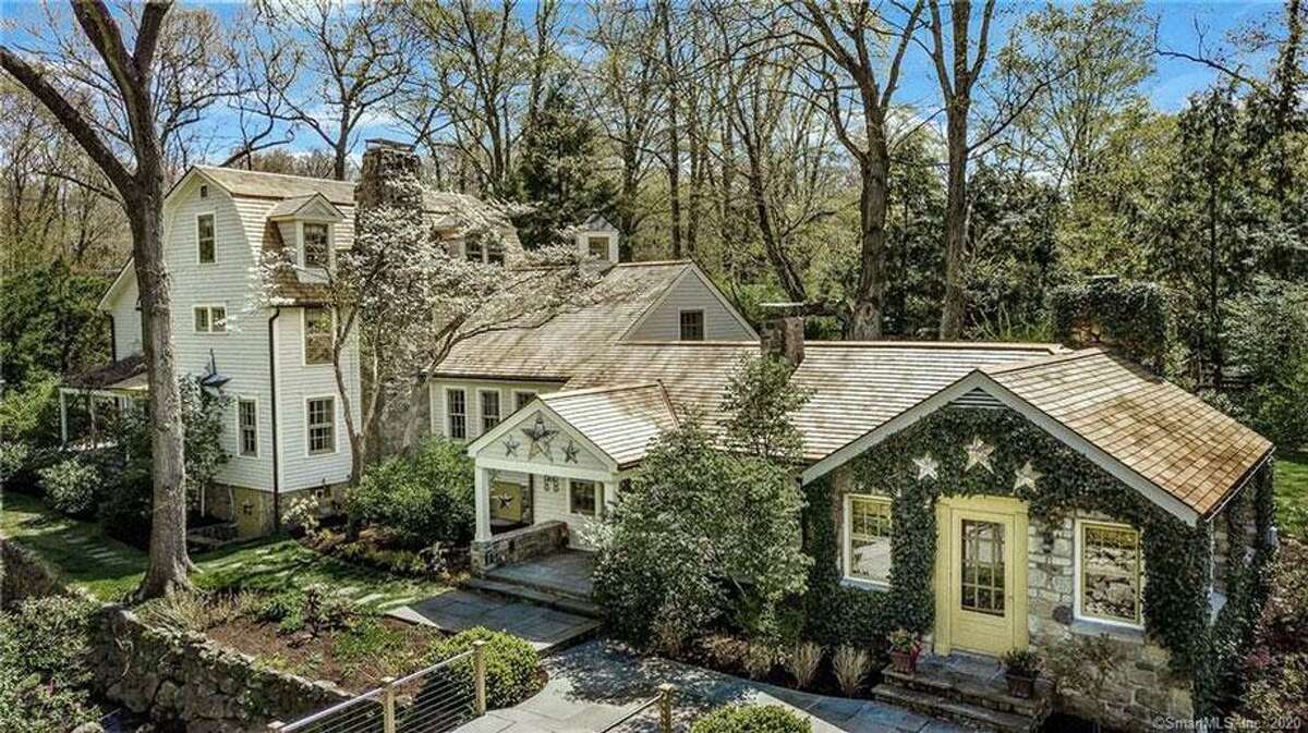 901 Ridgefield Road: Barry and Leslie Hines to Kristofer and Molly Kwait, $1,750,000.