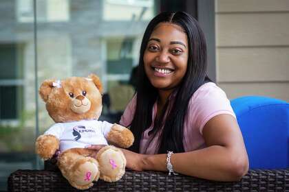 Chealci Eddins is an Aldine math teacher whose Stage 3 breast cancer was diagnosed at the beginning of the pandemic. She underwent chemotherapy and a mastectomy during the first peak of the coronavirus at Memorial Hermann.