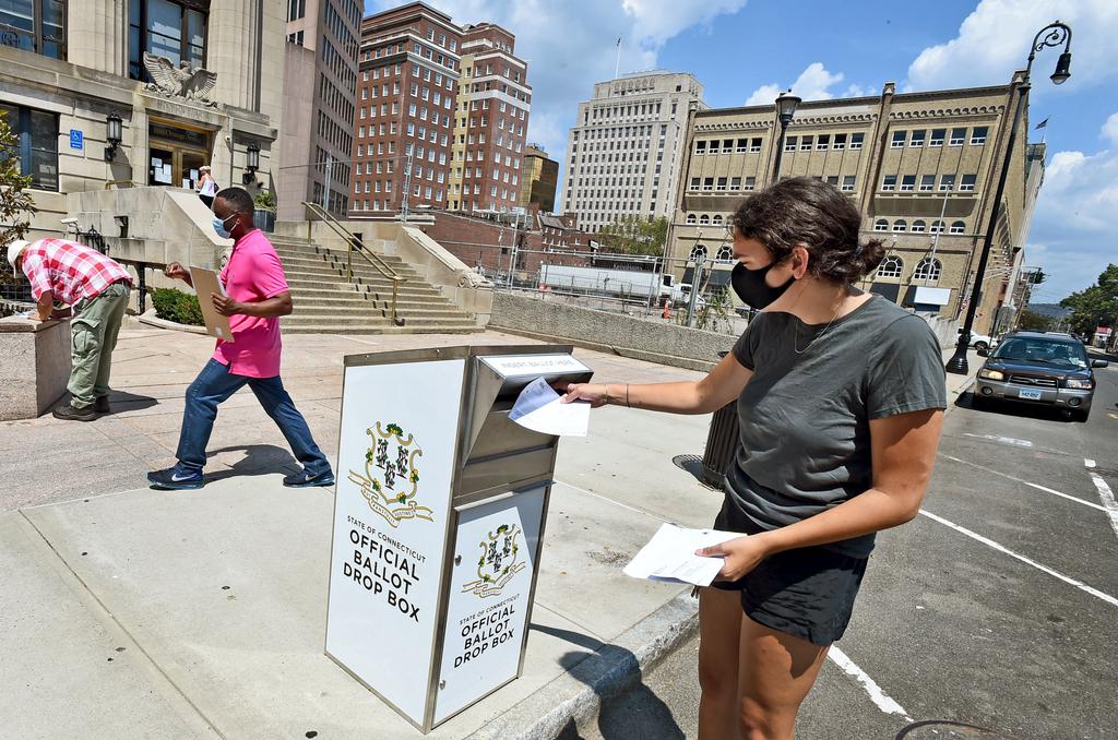 Official: Counting absentee ballots in New Haven won’t start until midnight