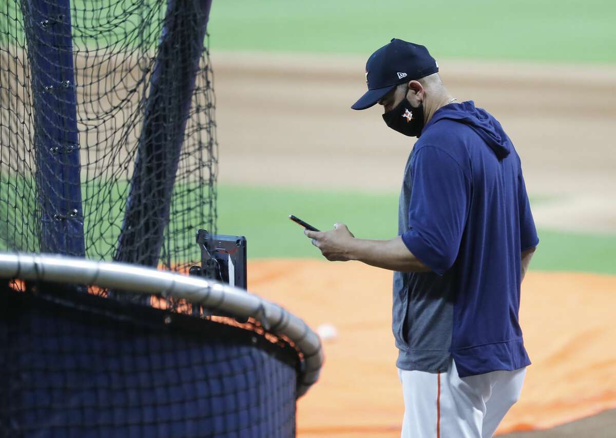 Houston Astros hitting coach Alex Cintron during batting practice before the start of an MLB baseball game at Minute Maid Park, Monday, August 10, 2020, in Houston.