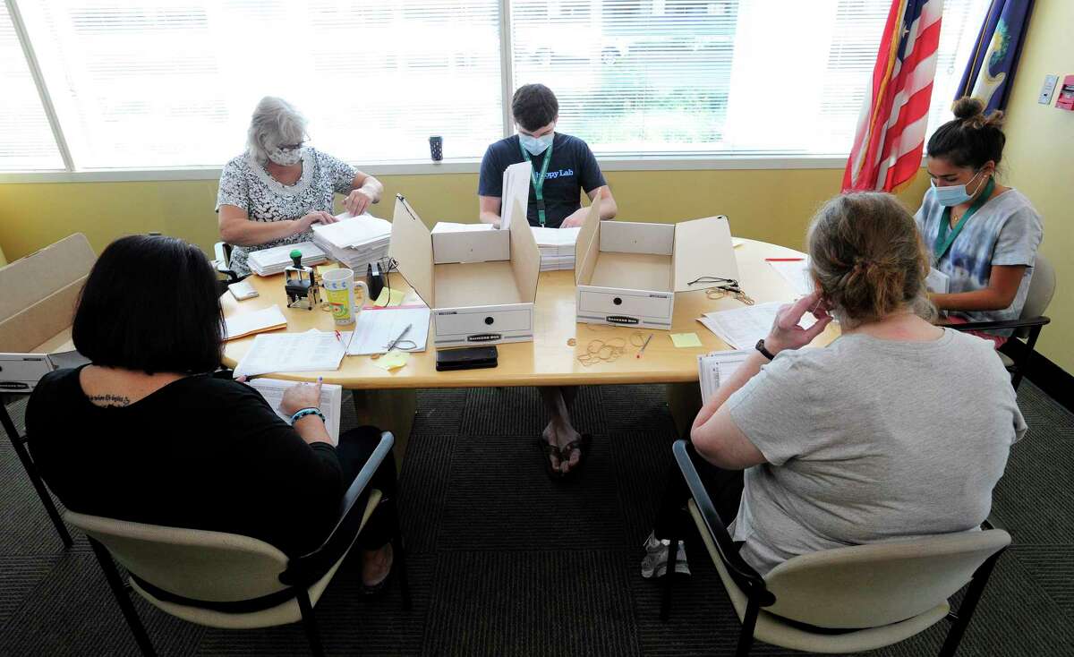 CT primary Inperson voting ‘way down,’ absentee ballots ‘way up’