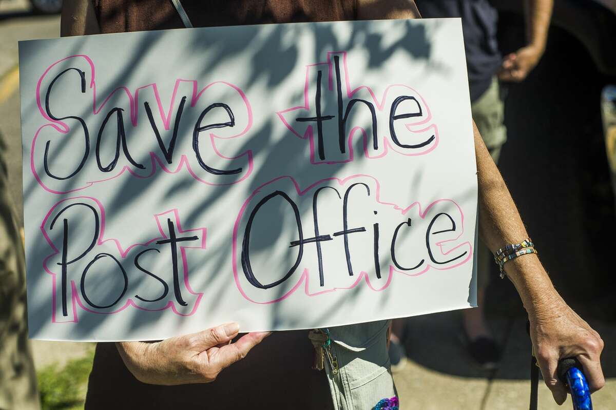 Midlanders support postal service with protest