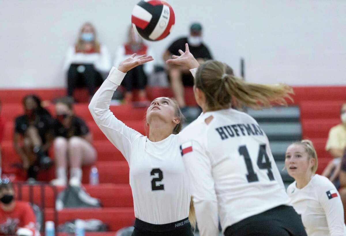 High school volleyball playoff pairings Small school