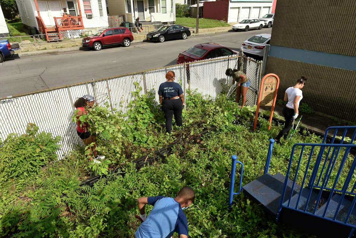 Schenectady planners OK community center idea