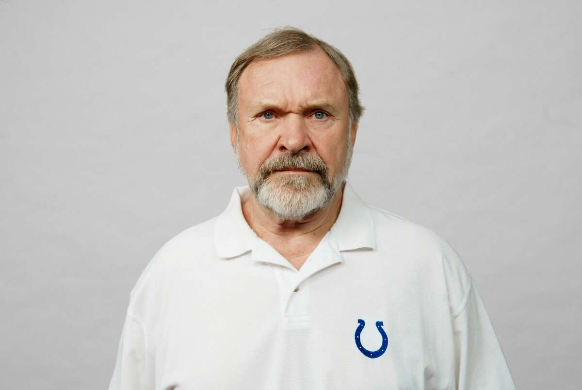 INDIANAPOLIS - 2005: Howard Mudd of the Indianapolis Colts poses for his 2005 NFL headshot at photo day in Indianapolis, Indiana. (Photo by Getty Images)