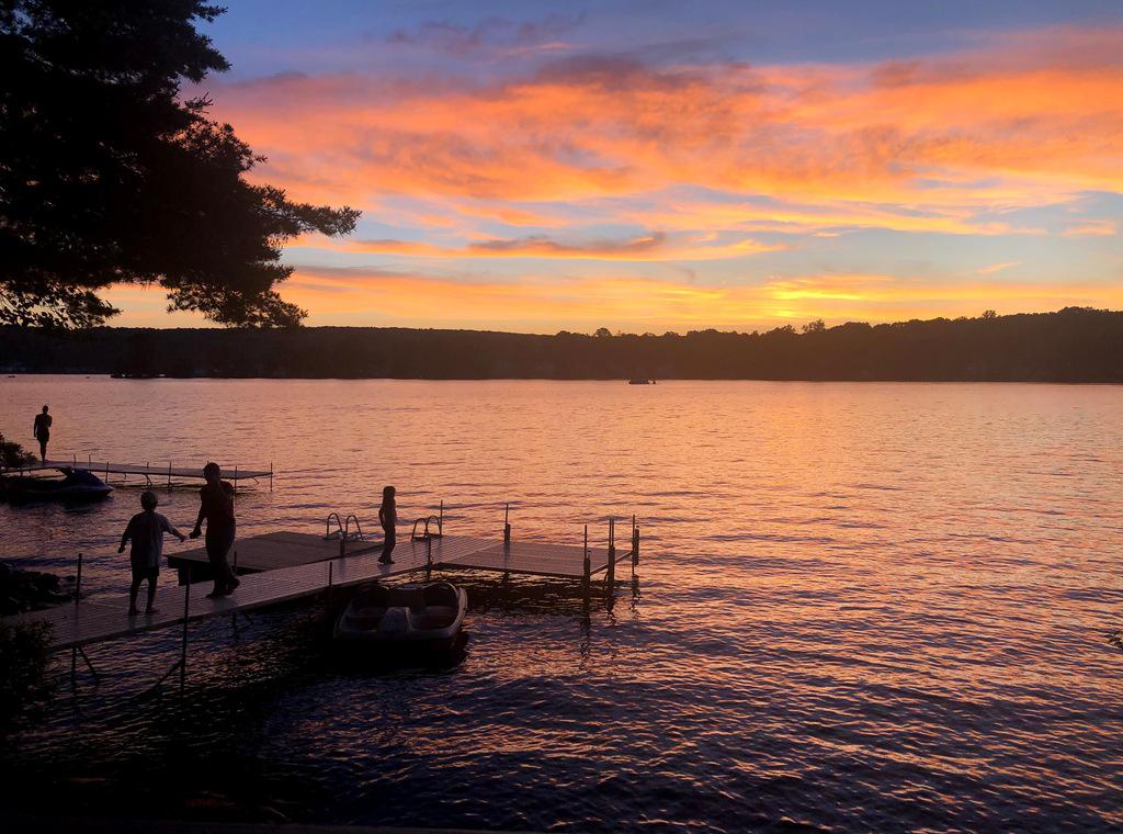 Grant to help stem pollution in East Hampton's Lake Pocotopaug - Vimarsana News