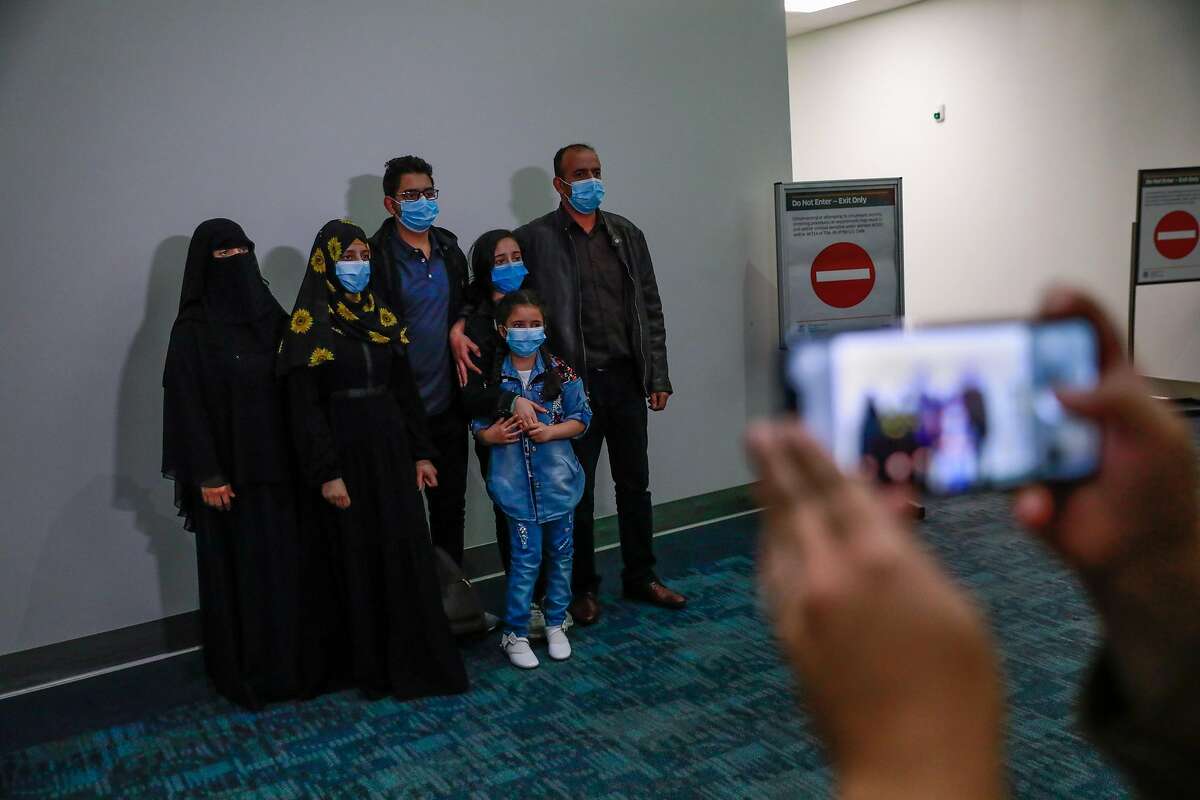 1200px x 800px - 10-year-old girl stranded in Egypt reunites with family in San Francisco