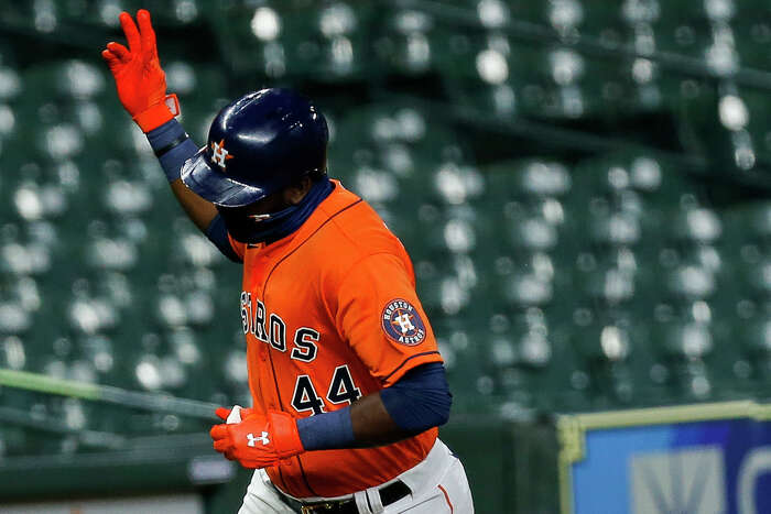 Astros receive ominous Michael Brantley update after Yordan Alvarez injury